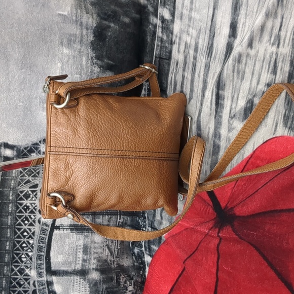 FOSSIL MADDOX Brown Leather SILVER TONE HARDWARE MINI CROSSBODY - Picture 3 of 11